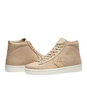 Men’s CONVERSE pro leather 76 mid lux leather sneakers- Size 9